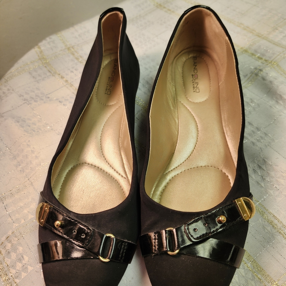 Bandolino Black Flats with Gold Hardware Detail
